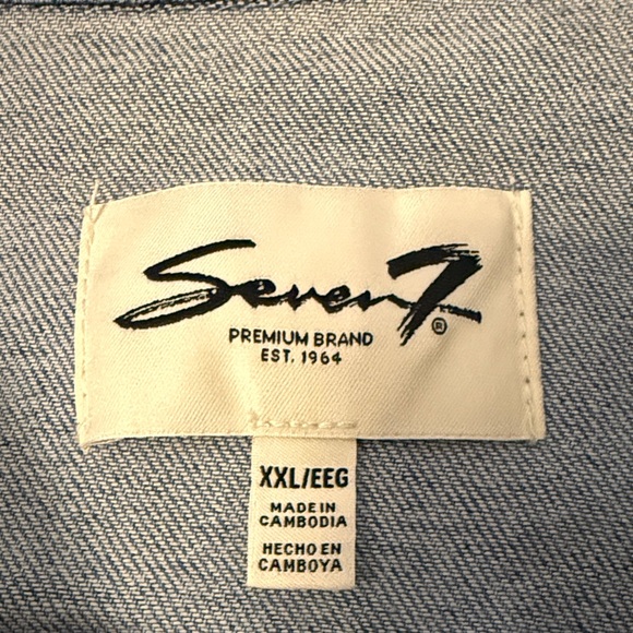 Seven7 Classic Denim Jacket in Light Blue - Picture 2 of 10